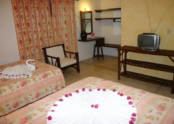 Zihua Caracol Hotel 3*